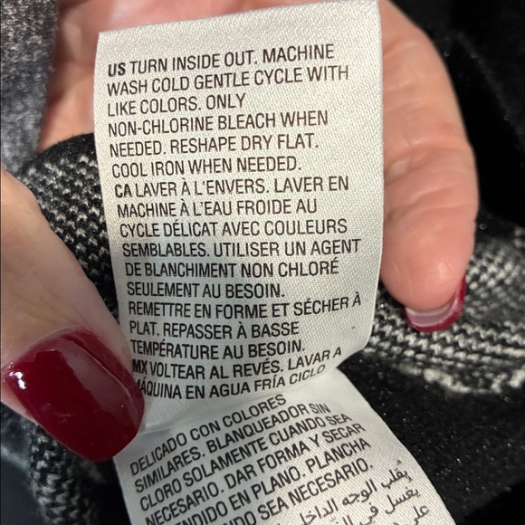 Black and Gray Checkered Sweater with Fringe - Picture 9 of 10